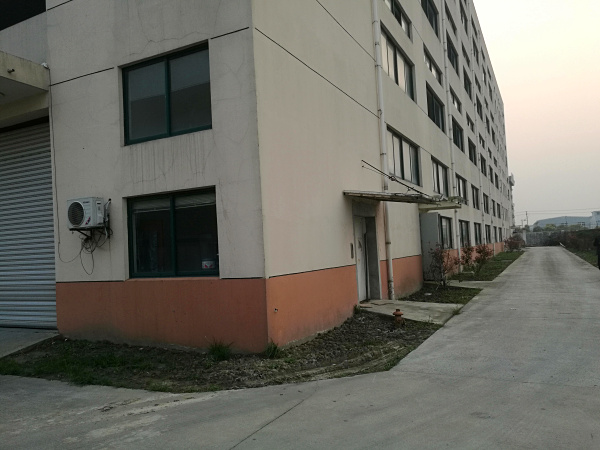 A8201 金山亭林工業(yè)區(qū)林盛路110號(hào) 1400平底樓 3300樓上 廠房倉(cāng)庫(kù)出租 可分割  非中介 