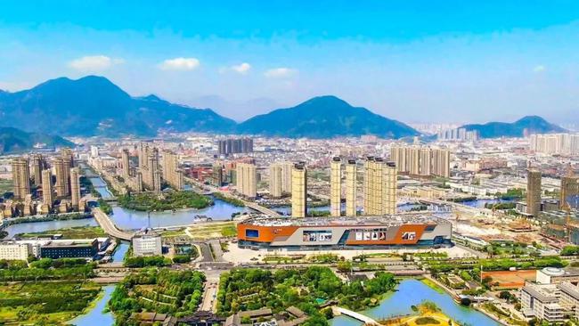 探秘中南甌海印象萬象城芯鋁板濱河社區(qū)