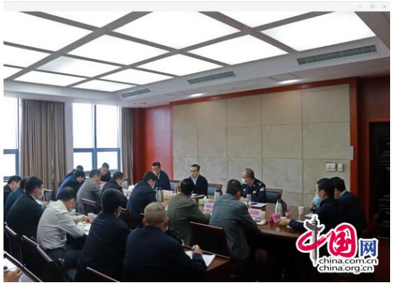 湖北：仙桃市道路交通安全工作會(huì)議召開(kāi)