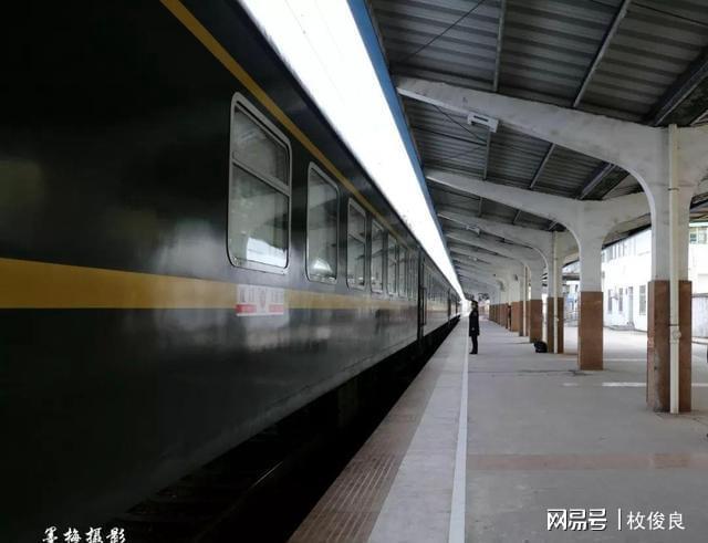 一定要打出鐵路公安的威風1991年321次列車特大搶劫案偵破始末